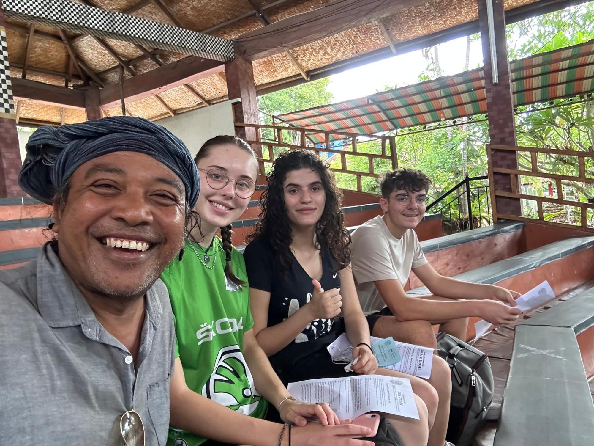 Sanur Bali Telaga Hati Yoga Healing And Retreat Center Hostel מראה חיצוני תמונה