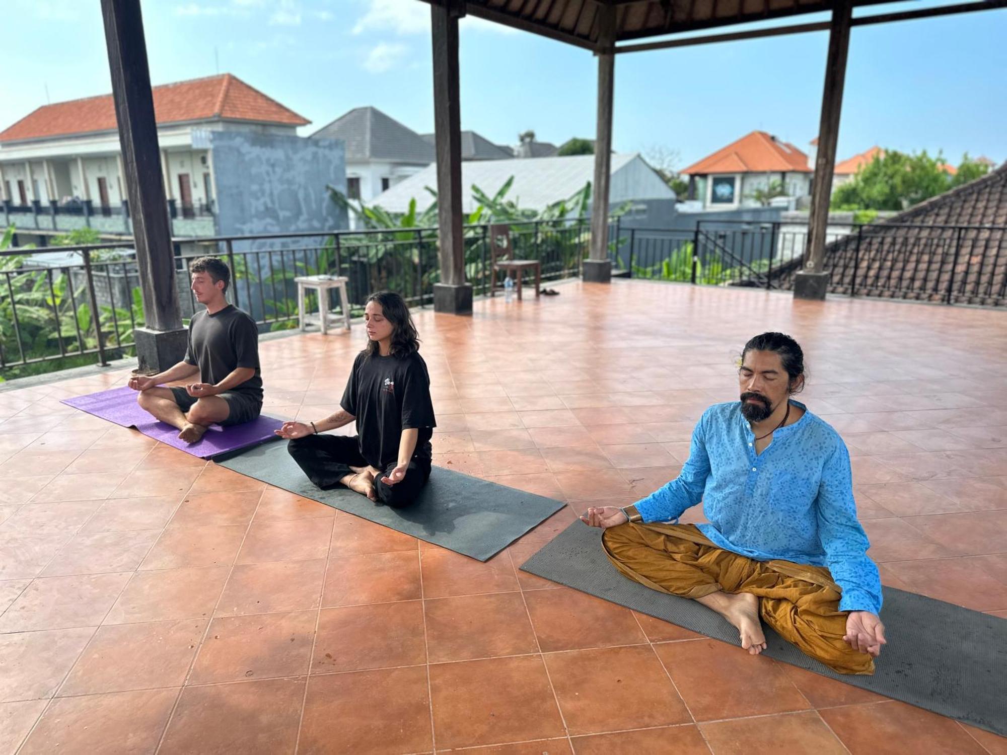 Sanur Bali Telaga Hati Yoga Healing And Retreat Center Hostel מראה חיצוני תמונה