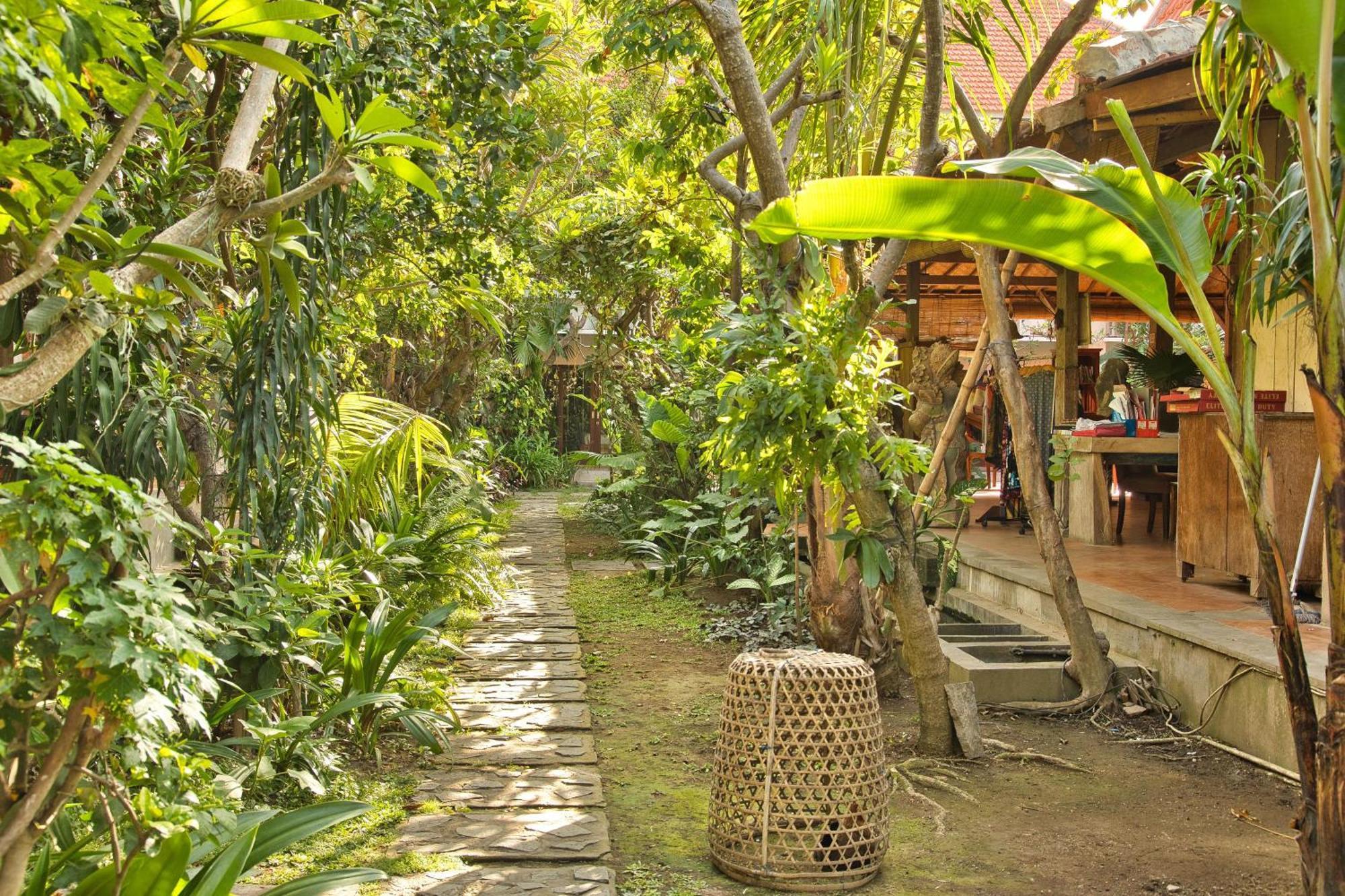 Sanur Bali Telaga Hati Yoga Healing And Retreat Center Hostel מראה חיצוני תמונה