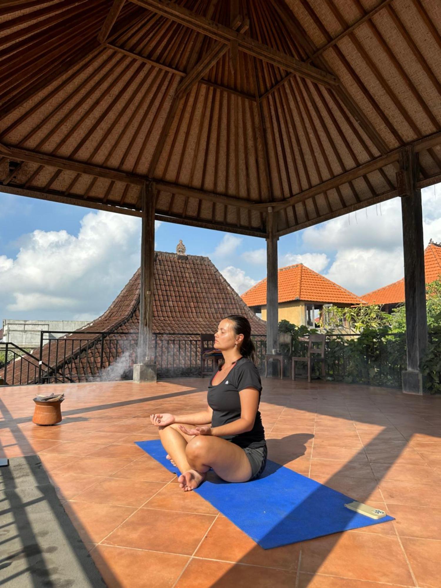 Sanur Bali Telaga Hati Yoga Healing And Retreat Center Hostel מראה חיצוני תמונה