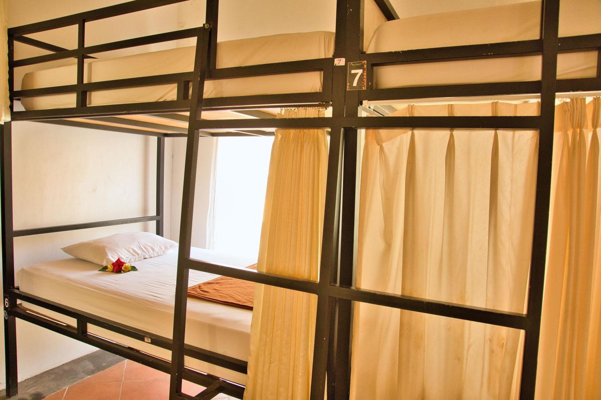 Sanur Bali Telaga Hati Yoga Healing And Retreat Center Hostel מראה חיצוני תמונה